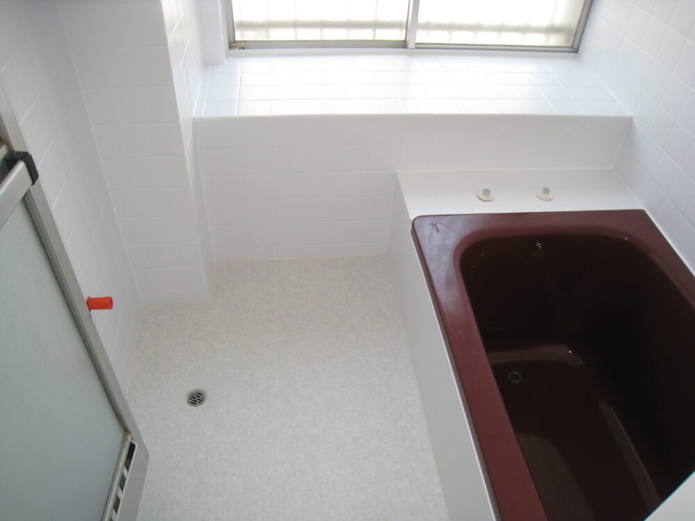 奈良の浴室工事（天井、壁、床）施工後
