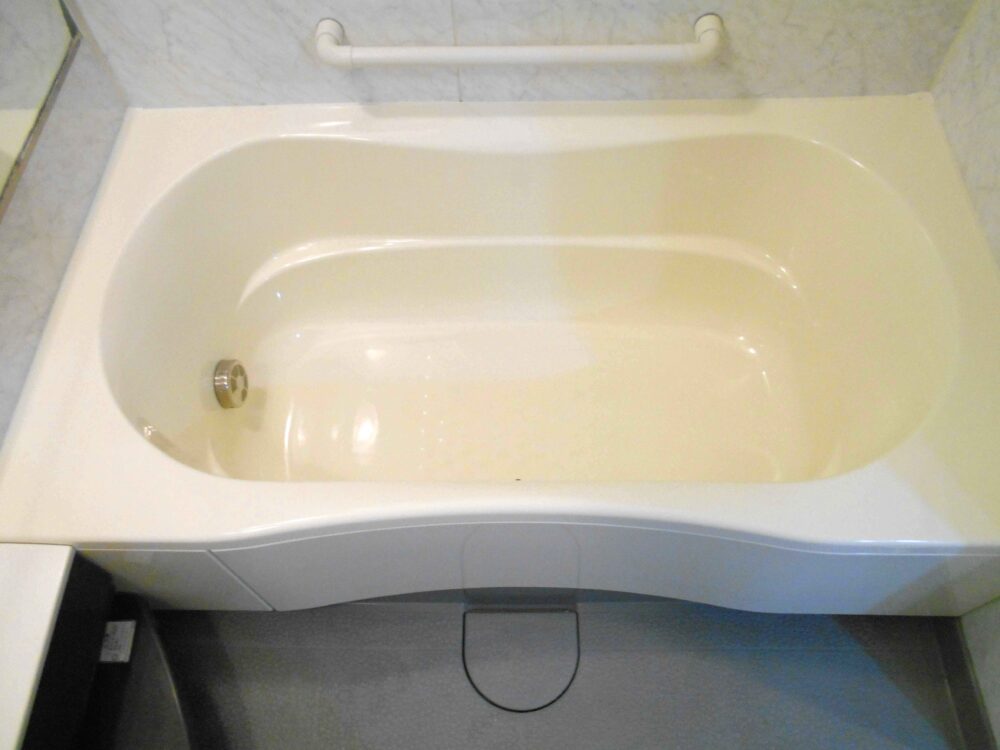 FRP浴槽塗装工事(高知市)